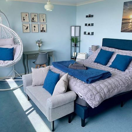 Stunning Charmouth Property With Bay Views! Luaran gambar