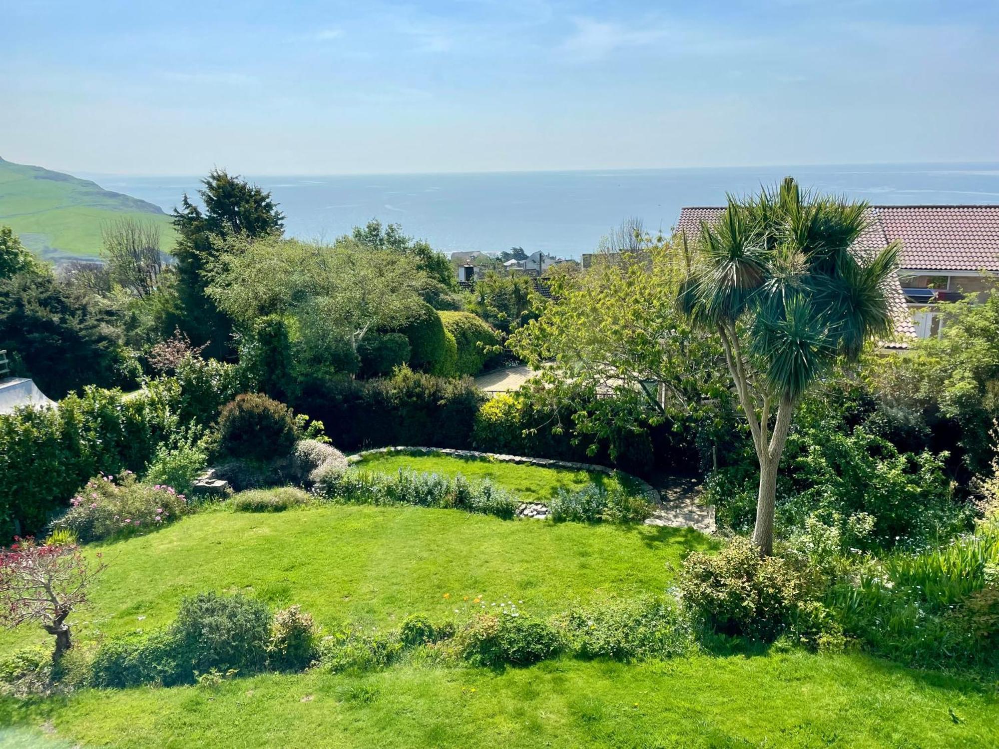 Stunning Charmouth Property With Bay Views! Luaran gambar