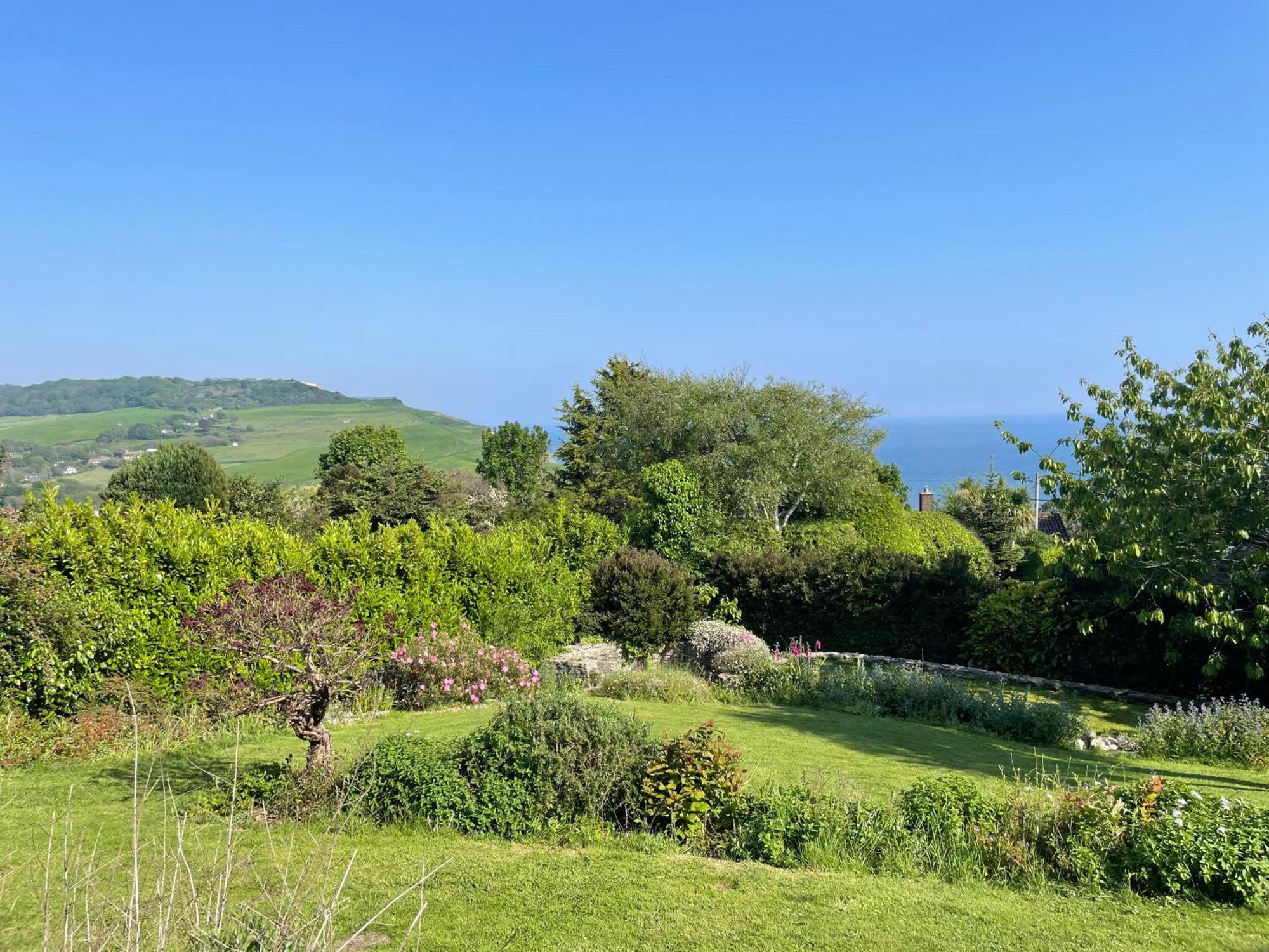 Stunning Charmouth Property With Bay Views! Luaran gambar
