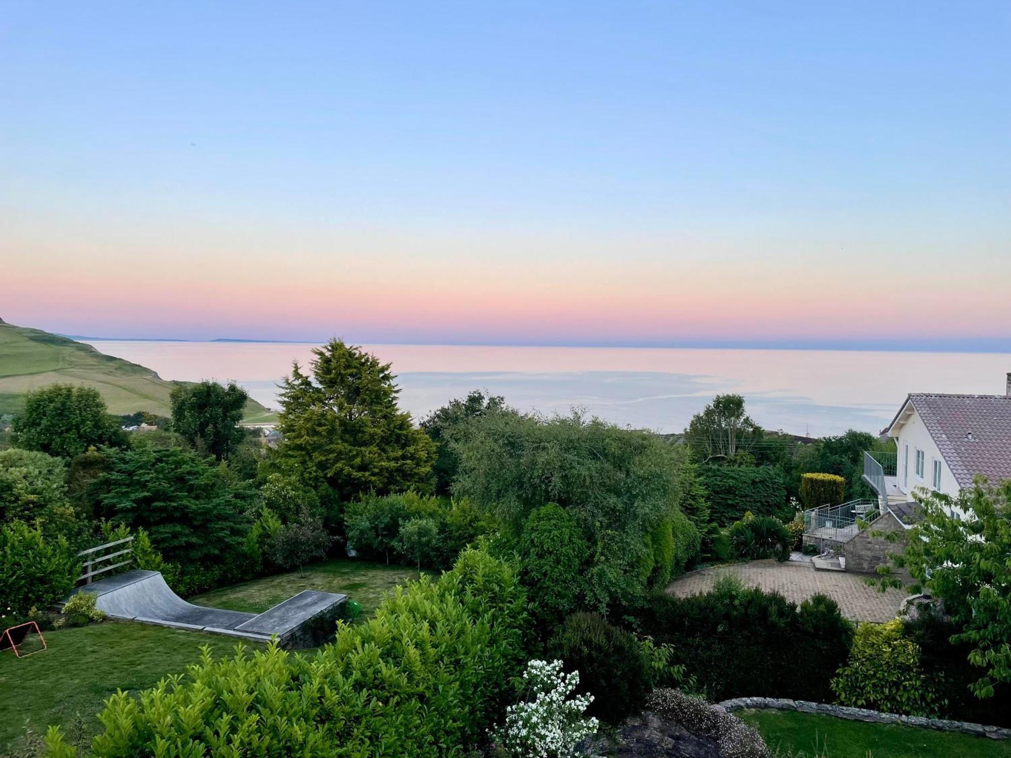 Stunning Charmouth Property With Bay Views! Luaran gambar